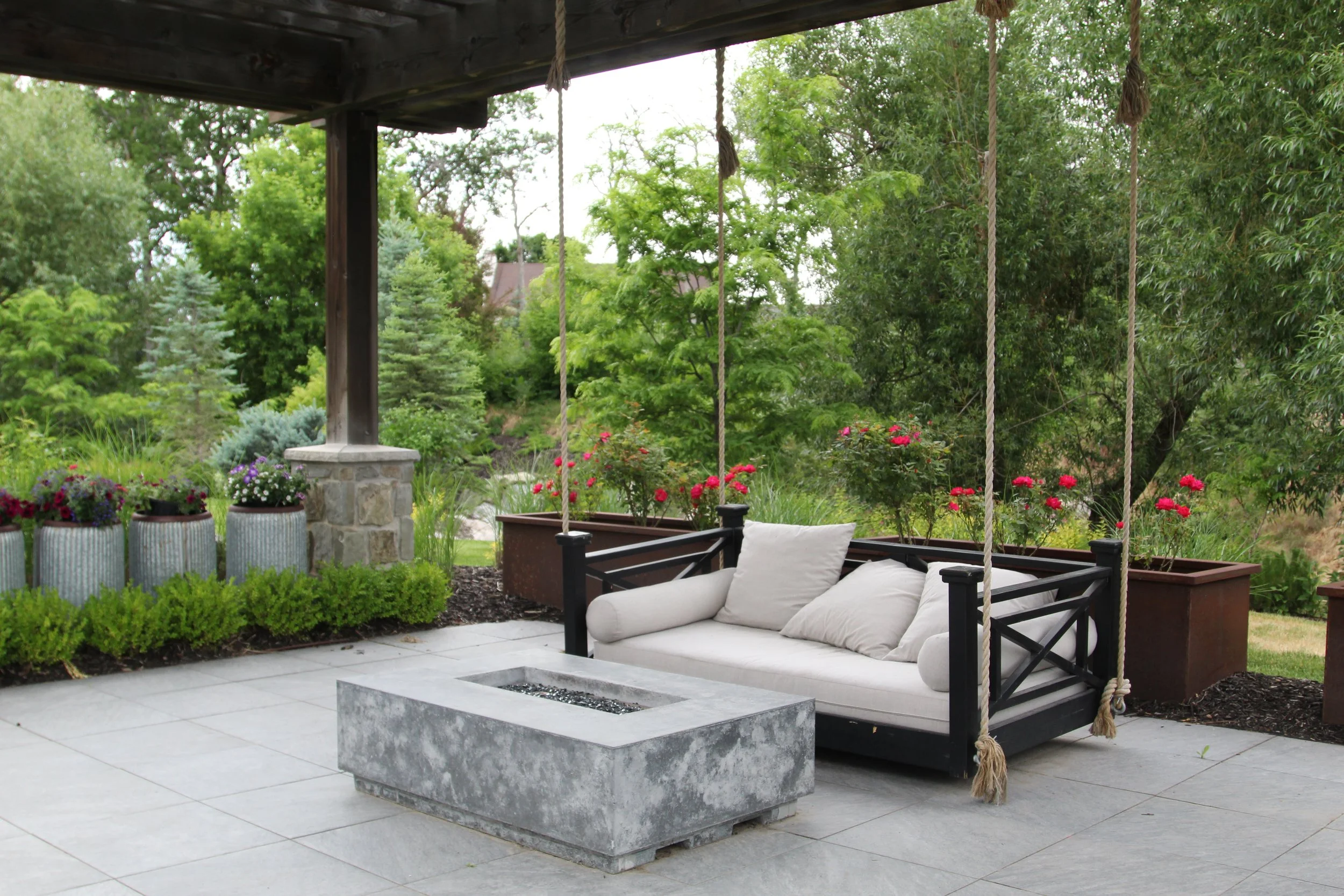 How to Choose the Right Pool for Your Backyard